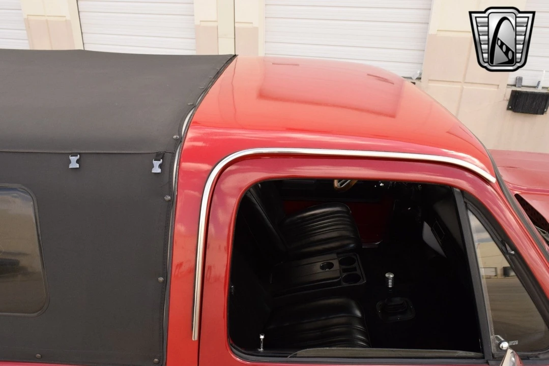 1976 Chevrolet K5 Blazer 2nd Gen - Image 12 of 12