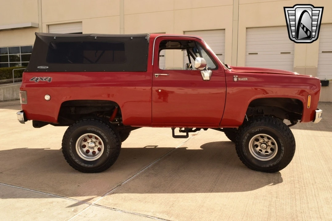 1976 Chevrolet K5 Blazer 2nd Gen - Image 7 of 12