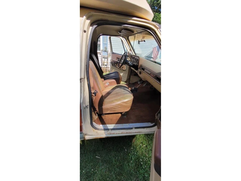 1976 Chevrolet K5 Blazer 2nd Gen - Image 11 of 15