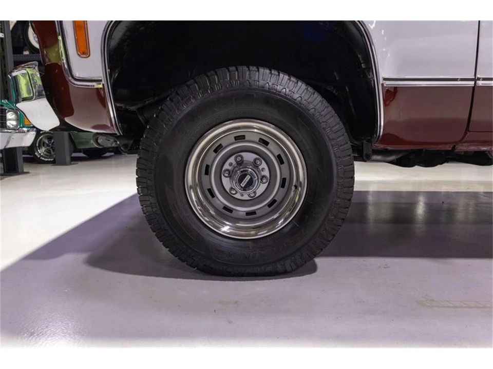 1976 Chevrolet K5 Blazer 2nd Gen - Image 18 of 31
