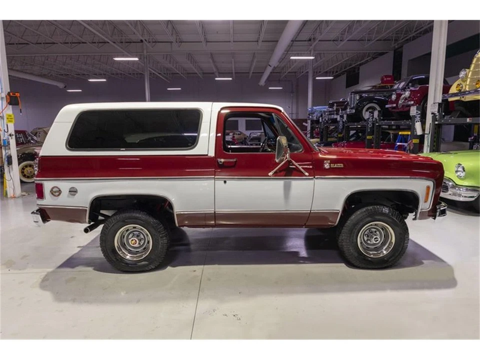 1976 Chevrolet K5 Blazer 2nd Gen - Image 12 of 31