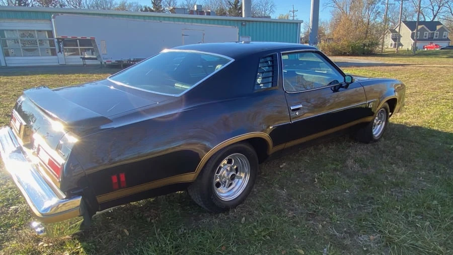 1976 Chevrolet Chevelle Laguna S-3 3rd Gen - Image 2 of 5