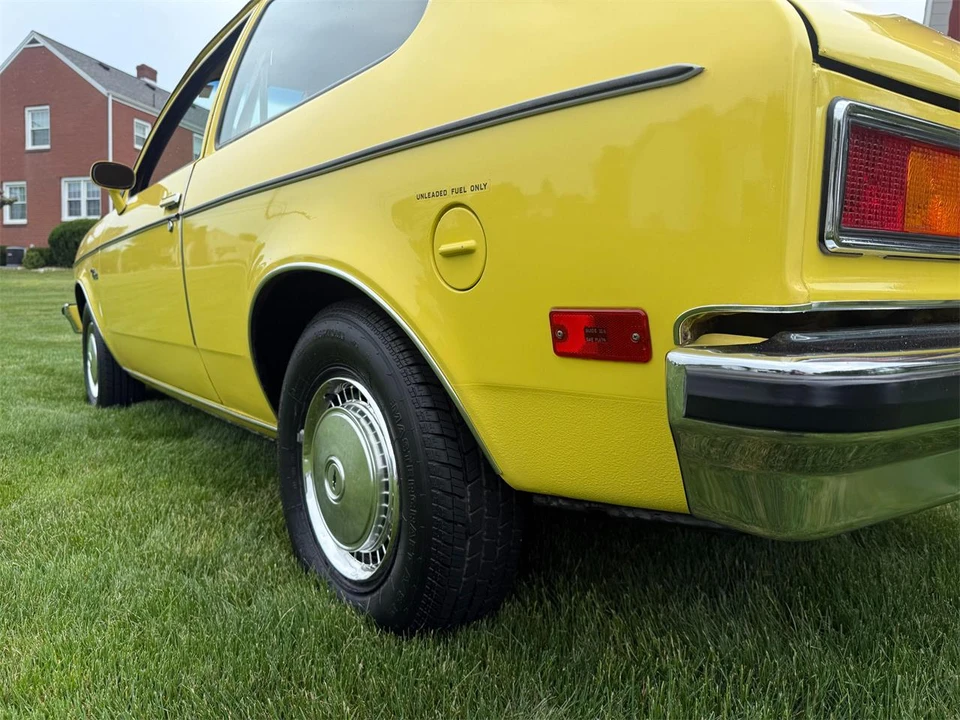 1976 Chevrolet - Image 16 of 31