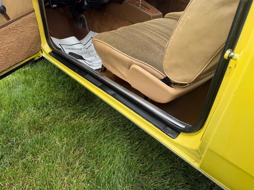 1976 Chevrolet - Image 23 of 31