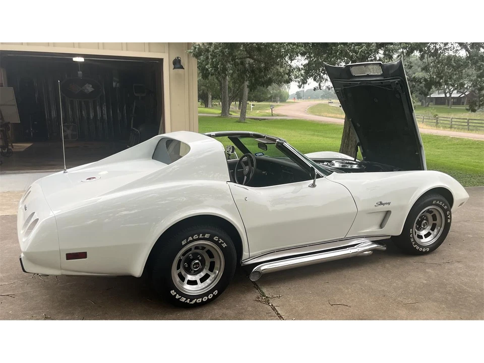 1976 Chevrolet Corvette C3 - Image 2 of 31