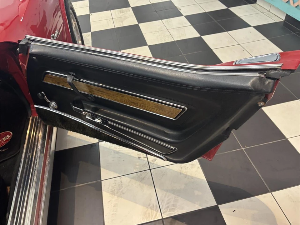 1976 Chevrolet Corvette C3 - Image 27 of 31