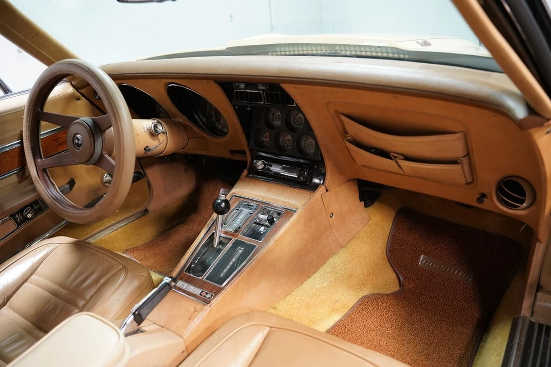 1976 Chevrolet Corvette C3 - Image 25 of 31