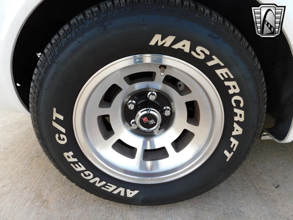 1976 Chevrolet Corvette C3 - Image 11 of 12