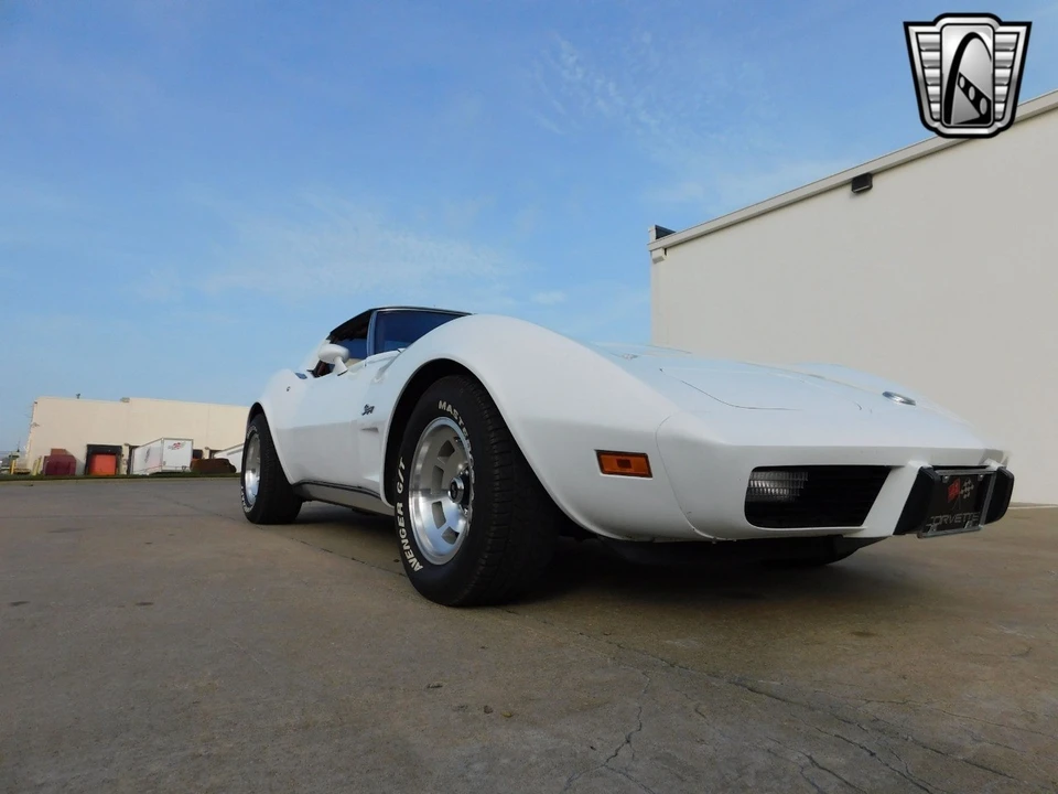 1976 Chevrolet Corvette C3 - Image 9 of 12