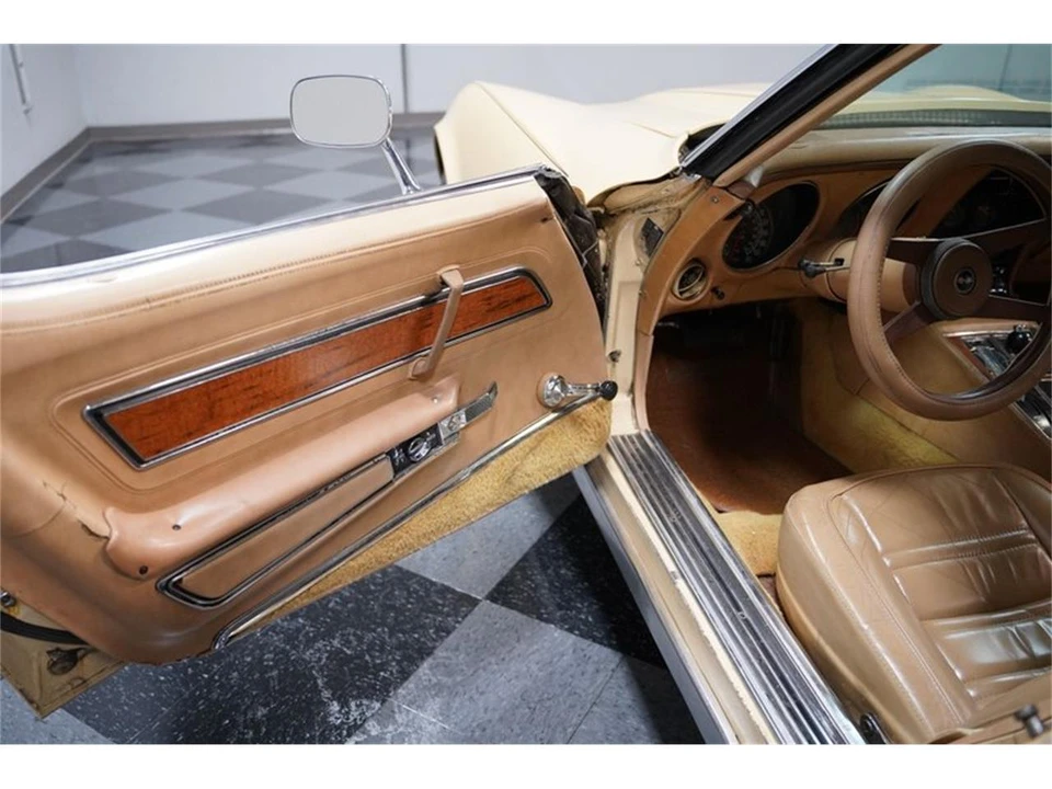 1976 Chevrolet Corvette C3 - Image 28 of 31