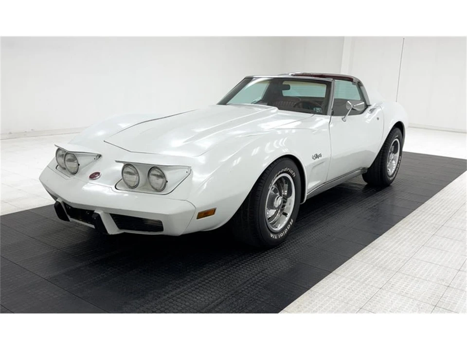 1976 Chevrolet Corvette C3 - Image 2 of 31