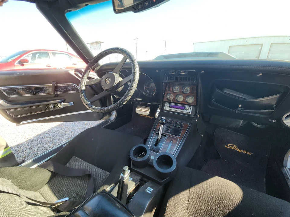 1976 Chevrolet Corvette C3 - Image 6 of 8