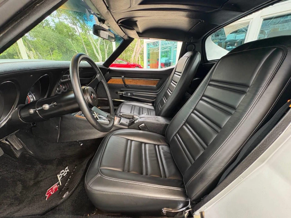 1976 Chevrolet Corvette C3 - Image 25 of 31