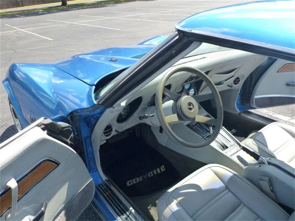 1976 Chevrolet Corvette C3 - Image 11 of 12