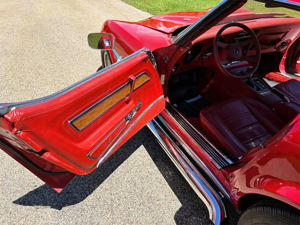 1976 Chevrolet Corvette C3 - Image 6 of 12