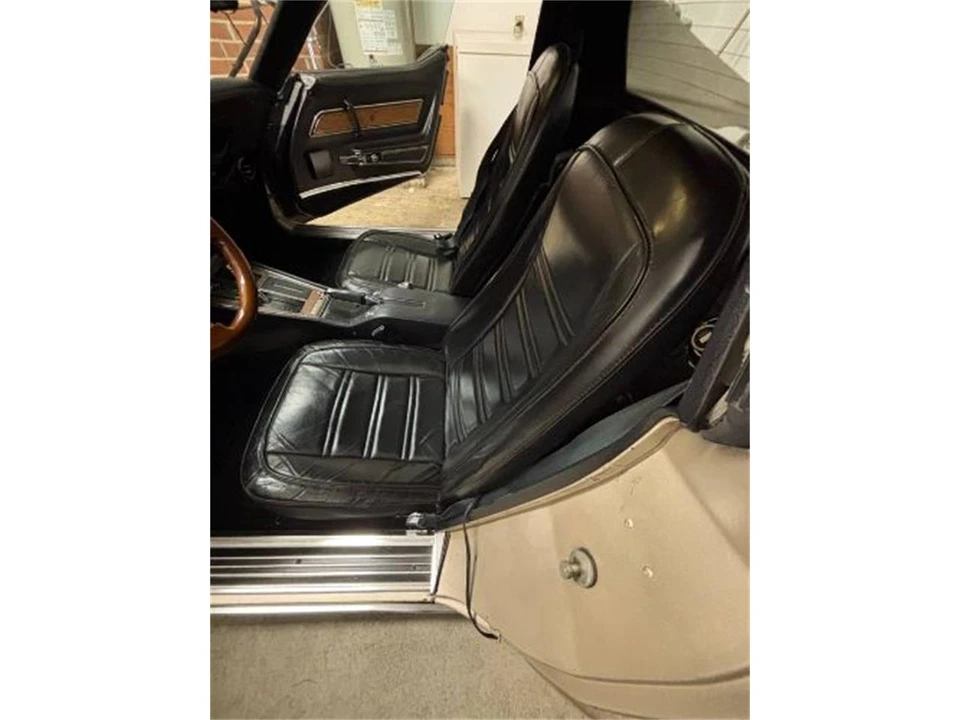 1976 Chevrolet Corvette C3 - Image 9 of 12