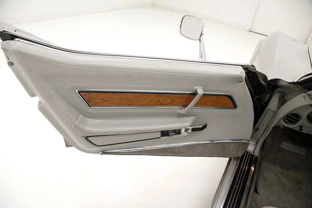 1976 Chevrolet Corvette C3 - Image 24 of 31