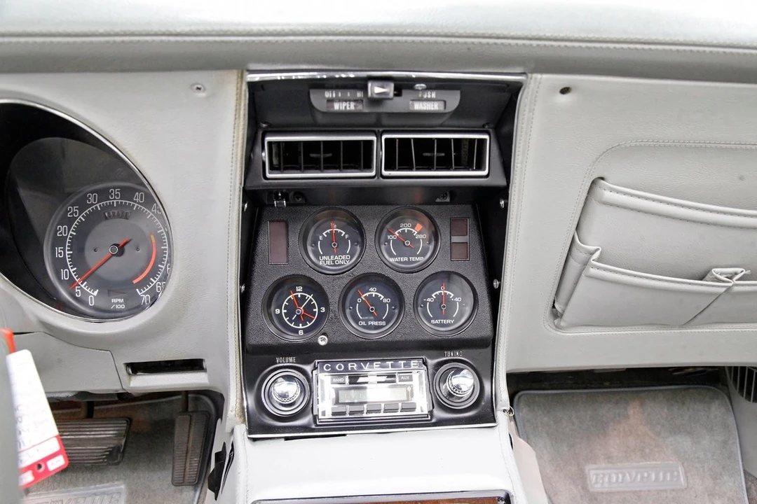 1976 Chevrolet Corvette C3 - Image 30 of 31