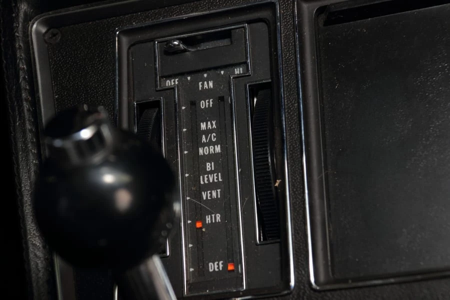 1976 Chevrolet Corvette C3 - Image 20 of 25