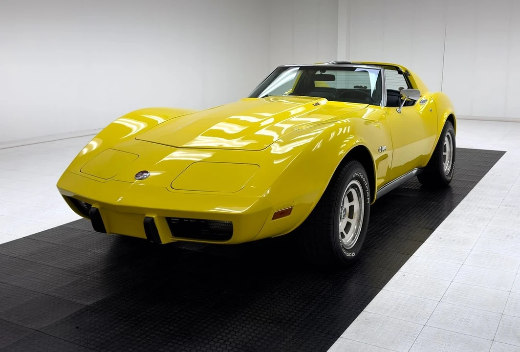 1976 Chevrolet Corvette C3 - Image 2 of 31