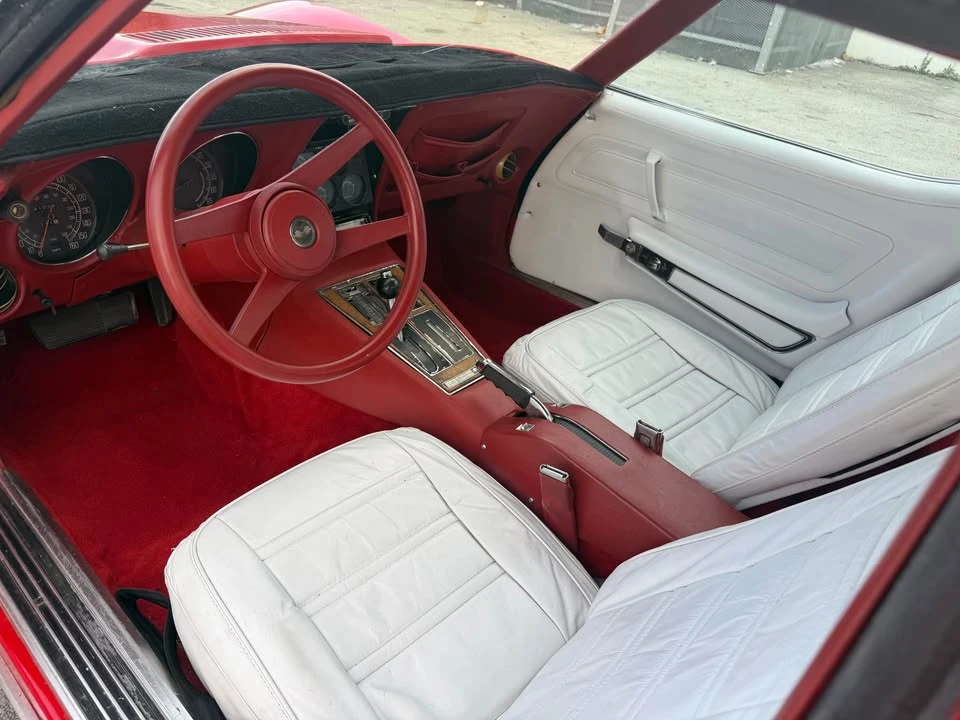 1976 Chevrolet Corvette C3 - Image 9 of 17