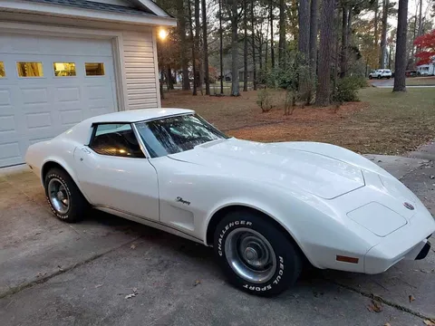 1976 Chevrolet Corvette Coupe 2D