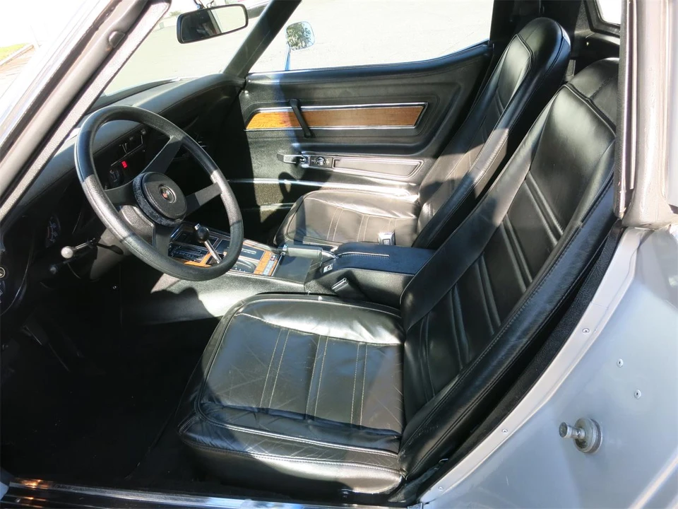 1976 Chevrolet Corvette C3 - Image 14 of 18