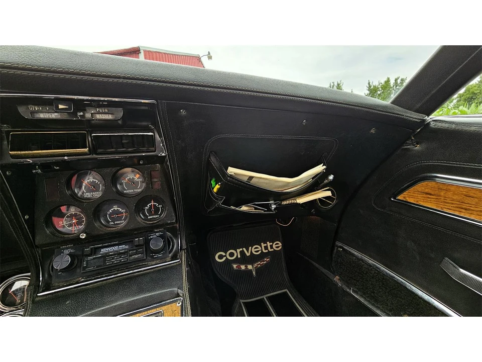 1976 Chevrolet Corvette C3 - Image 21 of 31
