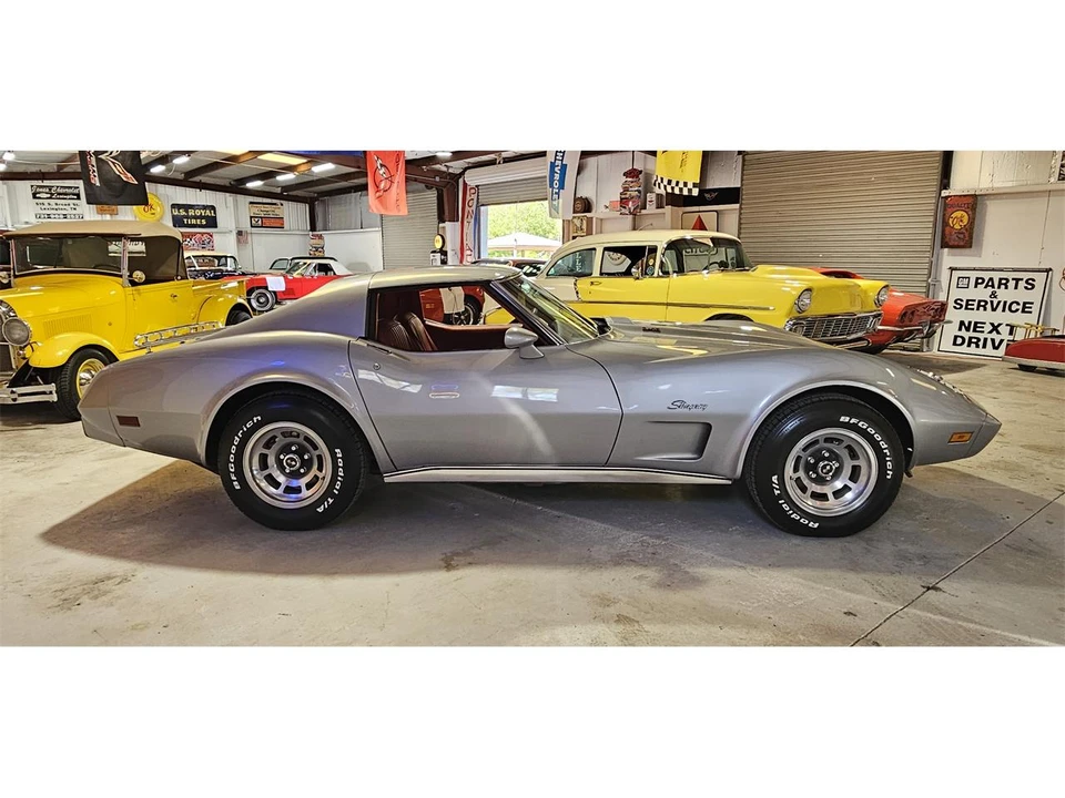 1976 Chevrolet Corvette C3 - Image 2 of 31