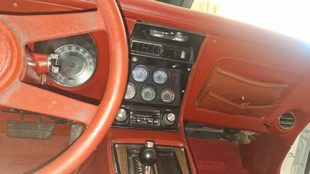 1976 Chevrolet Corvette C3 - Image 4 of 13