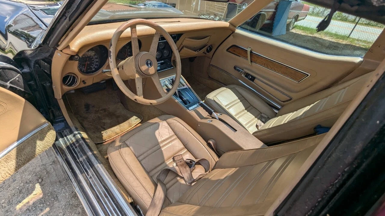 1976 Chevrolet Corvette C3 - Image 11 of 12