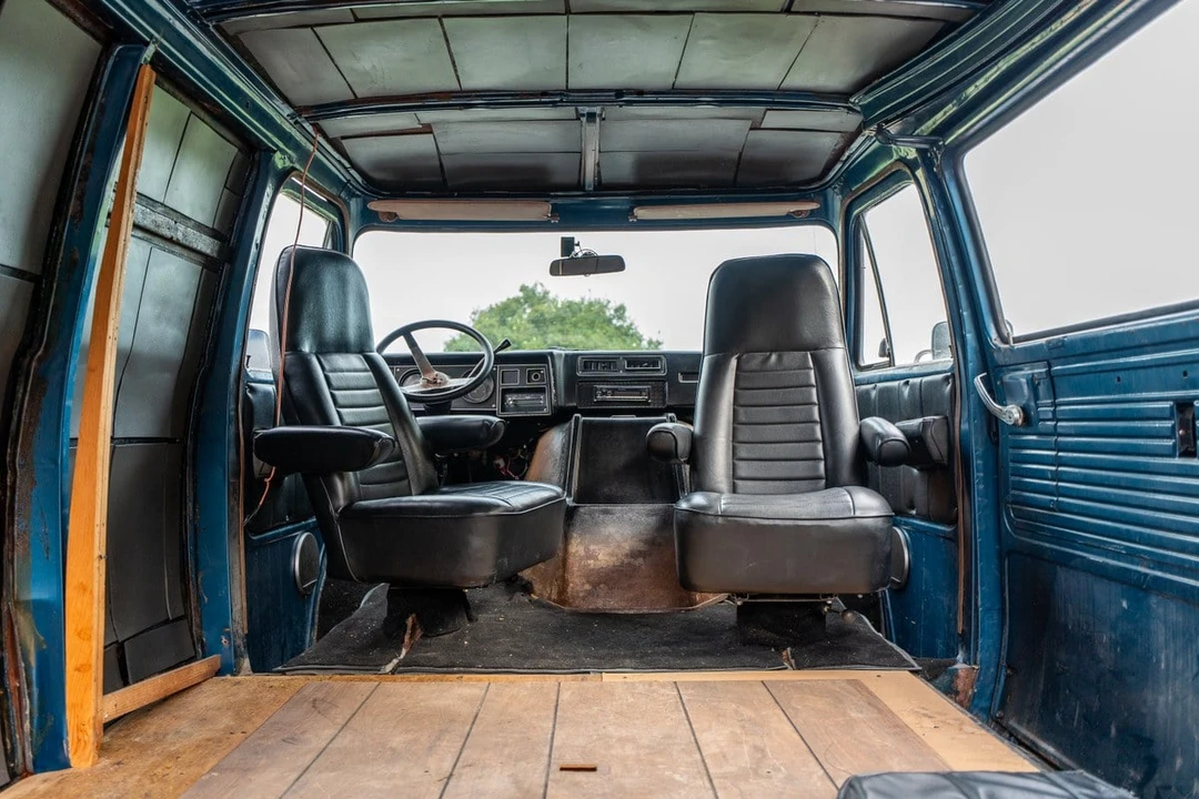1976 Chevrolet G-Series Van - Image 26 of 30