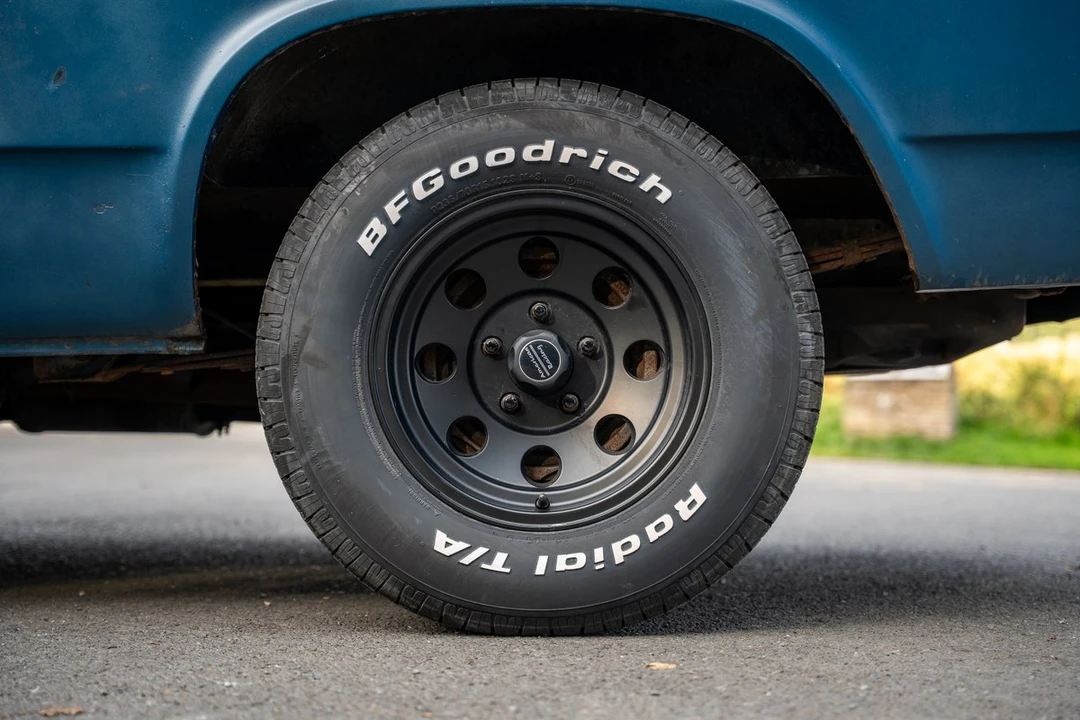 1976 Chevrolet G-Series Van - Image 24 of 30