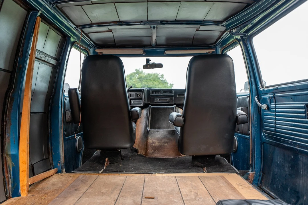 1976 Chevrolet G-Series Van - Image 25 of 30