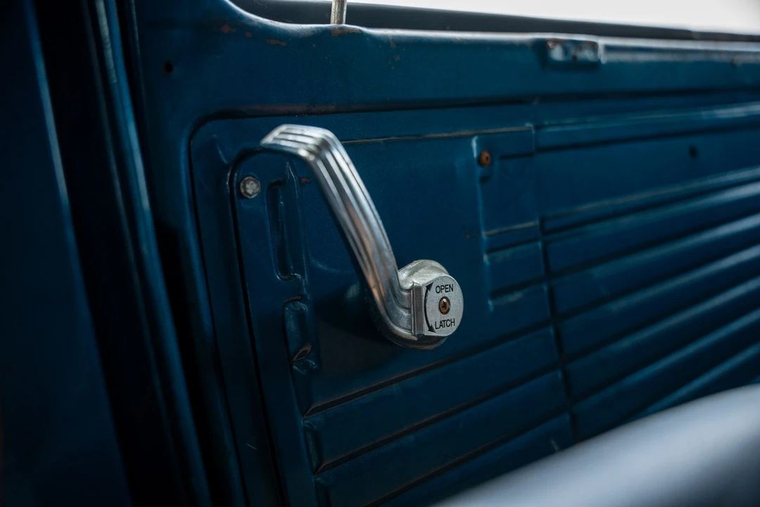 1976 Chevrolet G-Series Van - Image 28 of 30