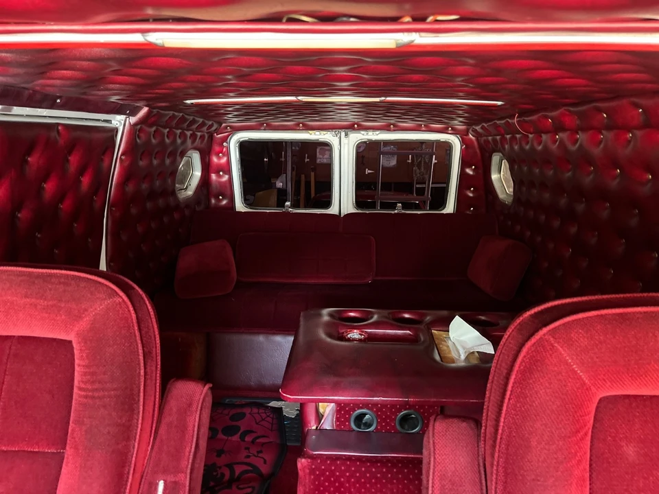 1976 Chevrolet G-Series Van - Image 10 of 13