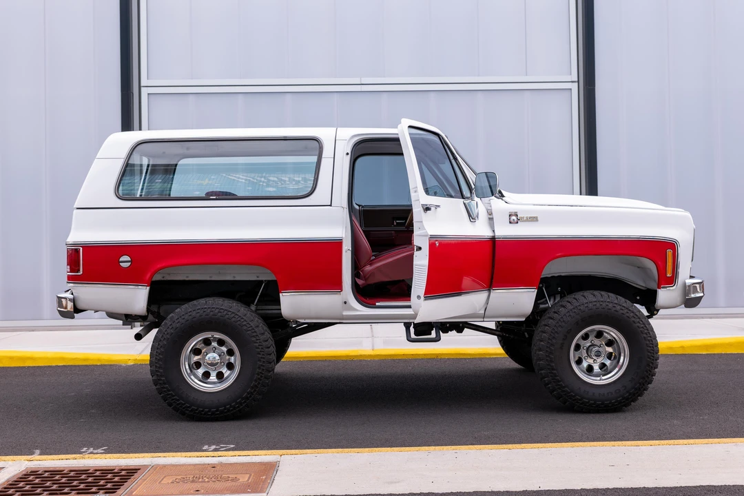 1976 Chevrolet K5 Blazer 2nd Gen - Image 12 of 31