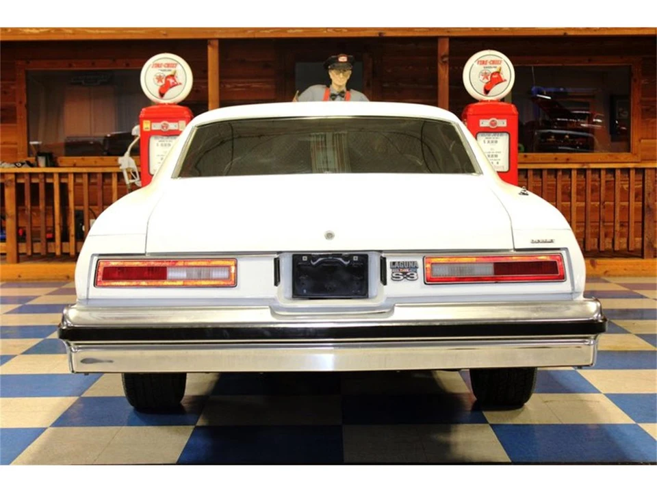 1976 Chevrolet Chevelle Laguna S-3 3rd Gen - Image 14 of 31