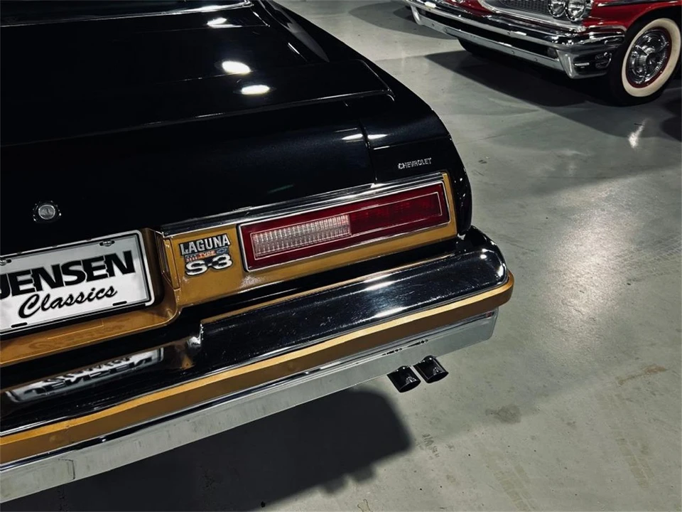 1976 Chevrolet Chevelle Laguna S-3 3rd Gen - Image 23 of 31