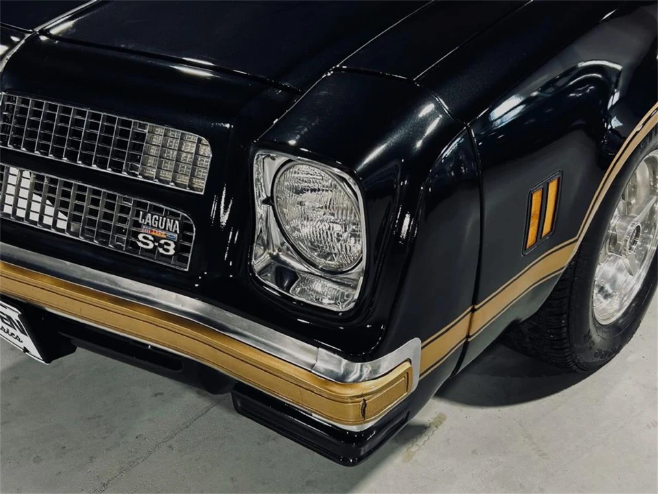 1976 Chevrolet Chevelle Laguna S-3 3rd Gen - Image 2 of 31