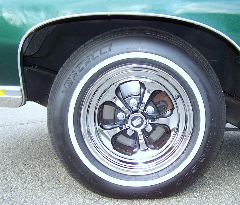 1976 Chevrolet Monte Carlo 2nd Gen - Image 10 of 31
