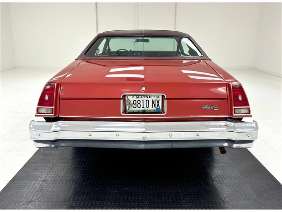 1976 Chevrolet Monte Carlo 2nd Gen - Image 4 of 31