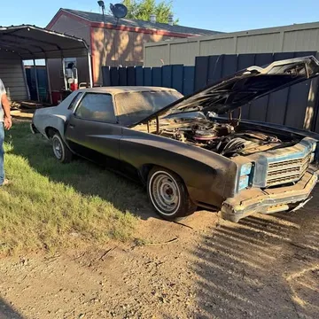 1976 Chevrolet Monte Carlo LT Coupe 2D