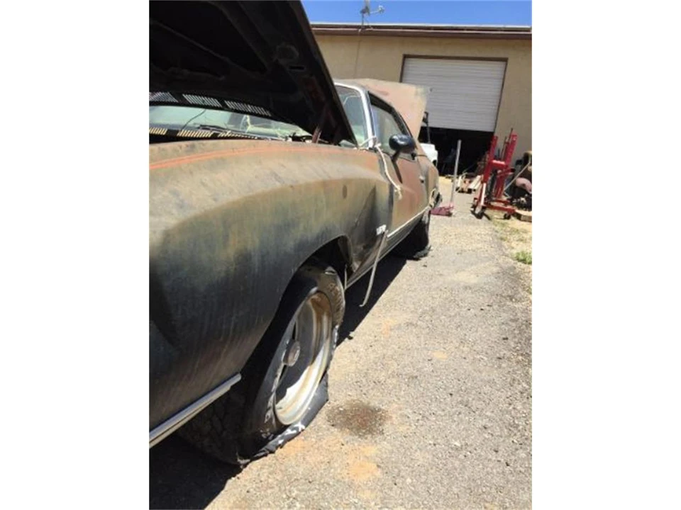 1976 Chevrolet Monte Carlo 2nd Gen - Image 3 of 10