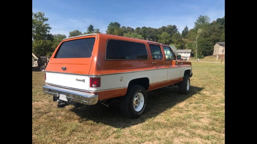 1976 Chevrolet Suburban 7th Gen - Image 9 of 10
