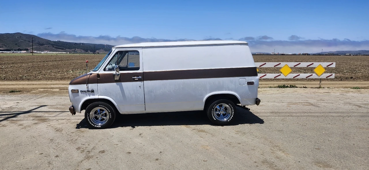 1976 Chevrolet G-Series Van - Image 4 of 16