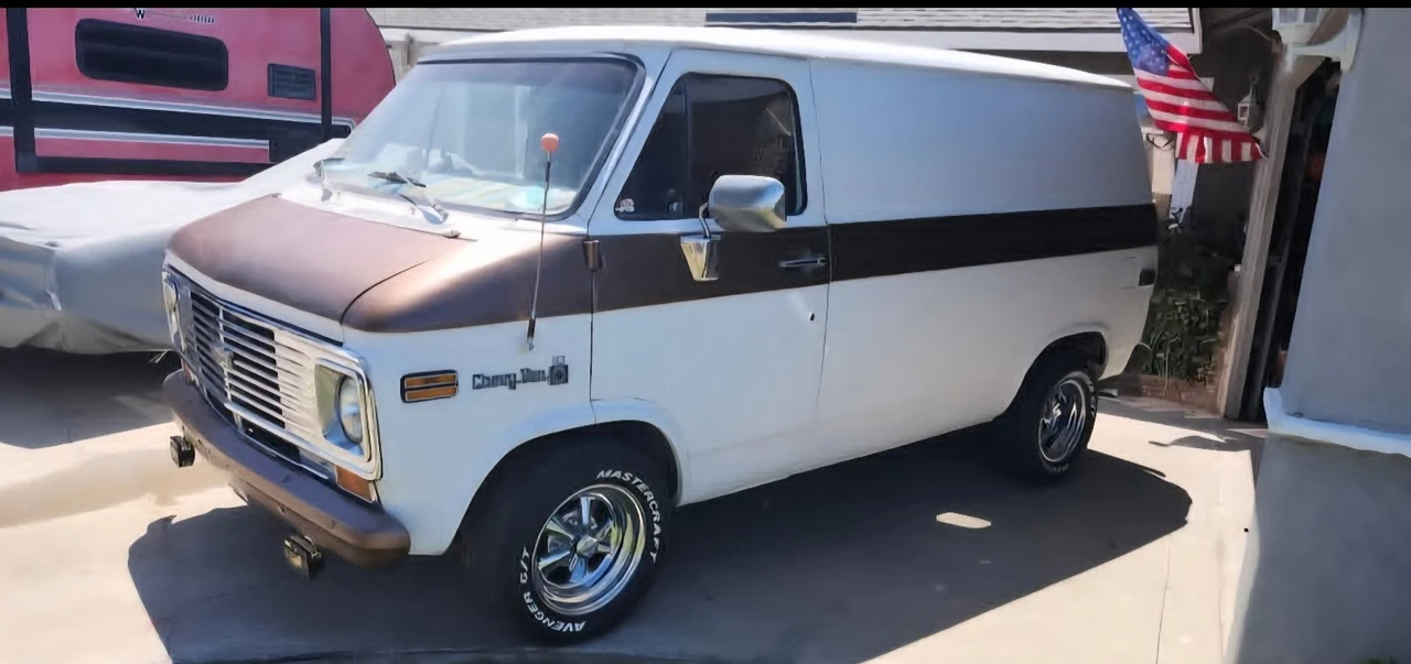 1976 Chevrolet G-Series Van - Image 3 of 16