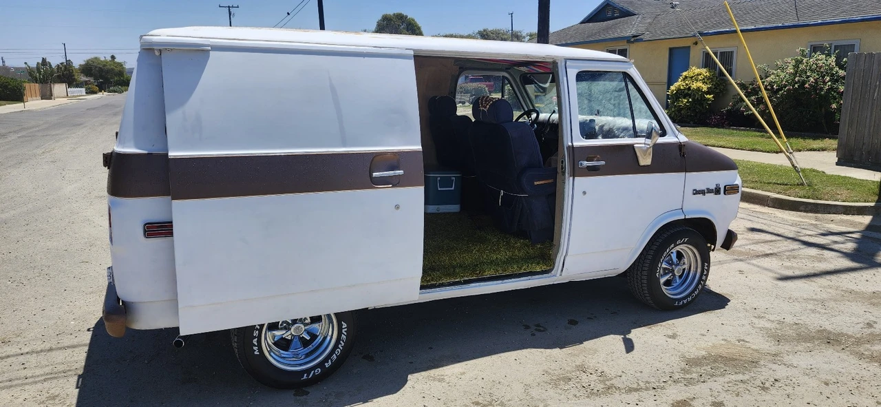 1976 Chevrolet G-Series Van - Image 16 of 16