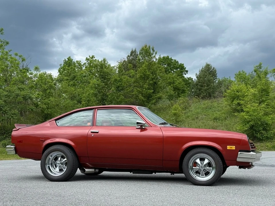 1976 Chevrolet Vega - Image 5 of 31
