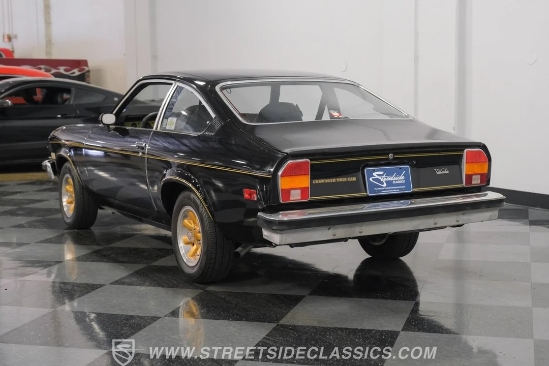 1976 Chevrolet Vega - Image 10 of 21